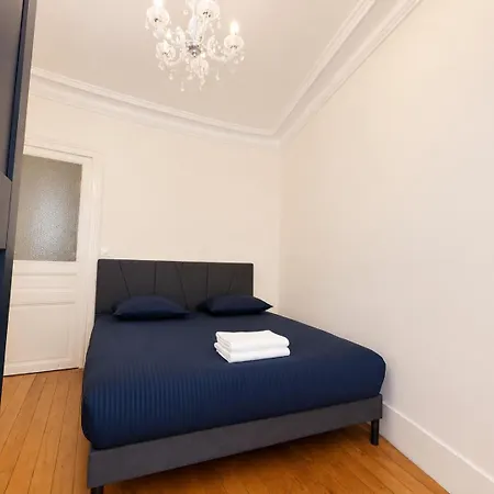 Quartier Nation 2 Bedroom With Netflix *