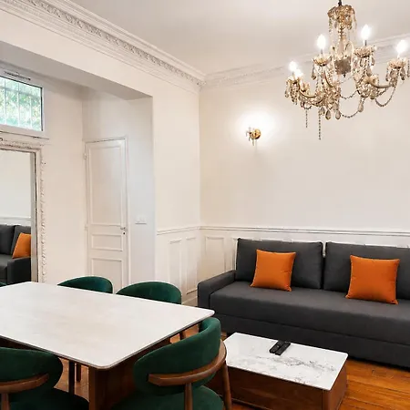 Quartier Nation 2 Bedroom With Netflix Apartment *